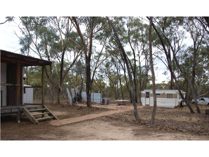 268 Puzzle Flat Road, Bealiba VIC 3475