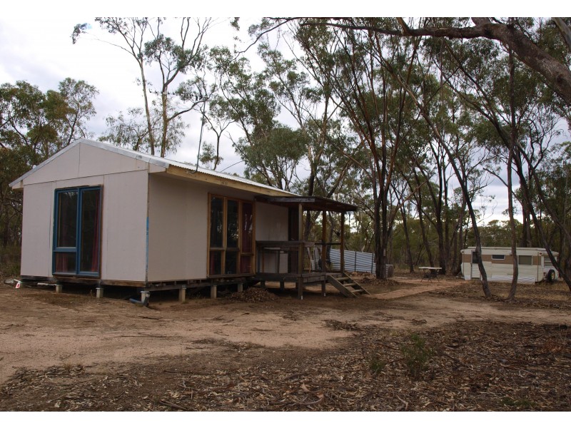 268 Puzzle Flat Road, Bealiba VIC 3475