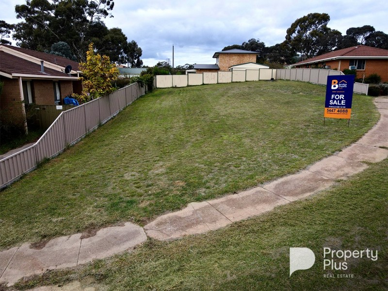 5 Nesbit Court, Castlemaine VIC 3450