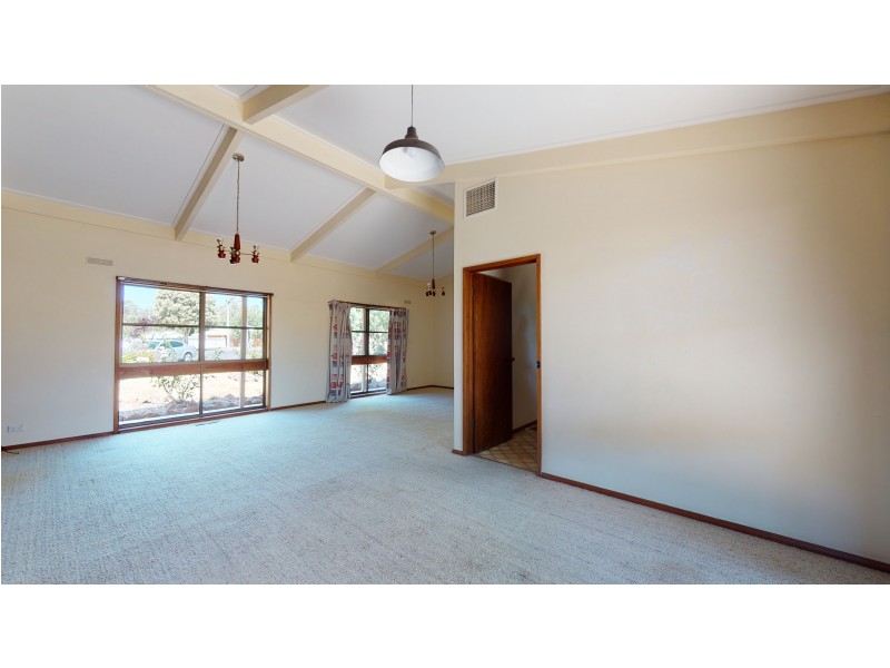 30 Church Street, Kangaroo Flat VIC 3555