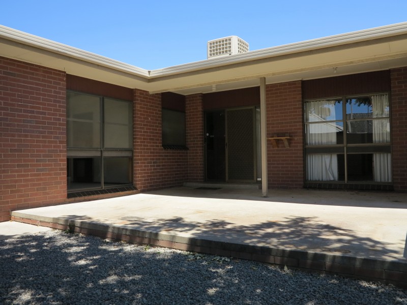 30 Church Street, Kangaroo Flat VIC 3555