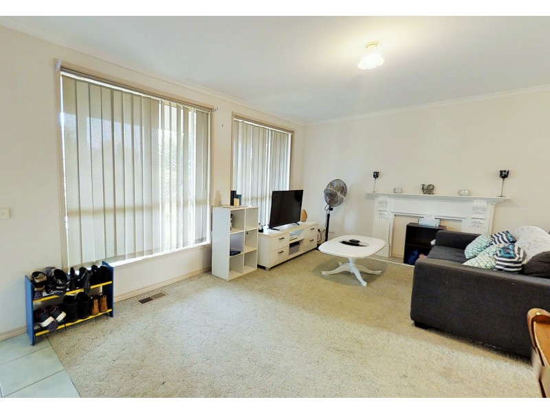 1/24 Retreat Road, Flora Hill VIC 3550