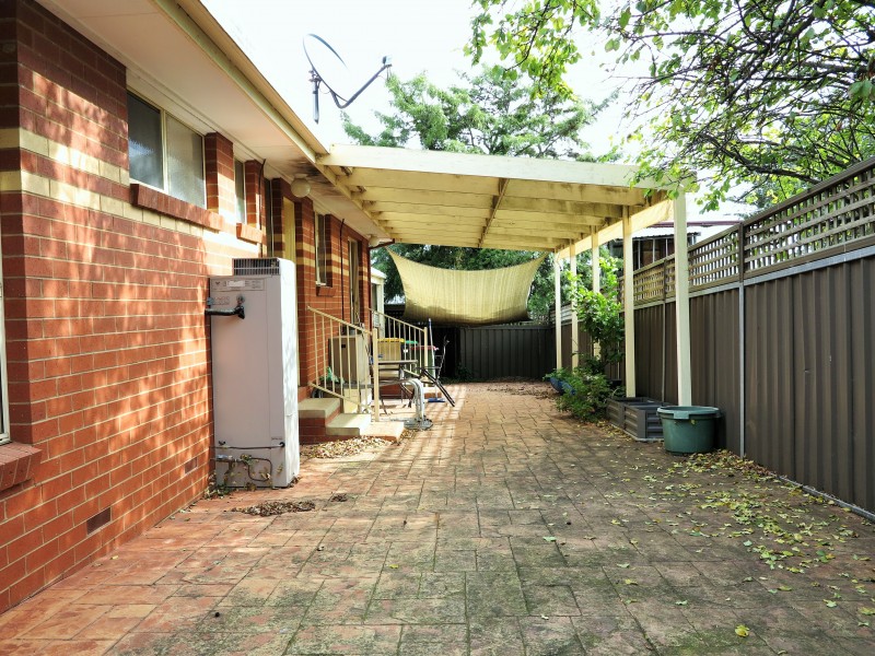 1/24 Retreat Road, Flora Hill VIC 3550