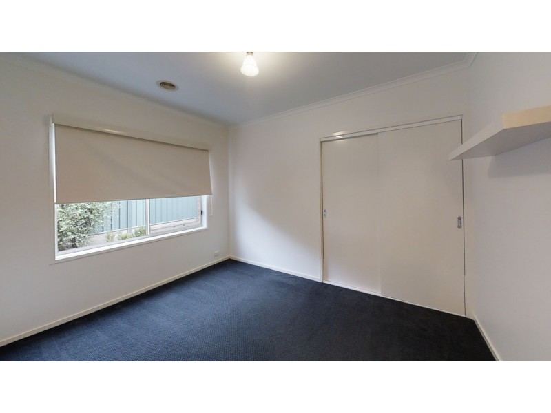 19 St George Park Drive, Kangaroo Flat VIC 3555