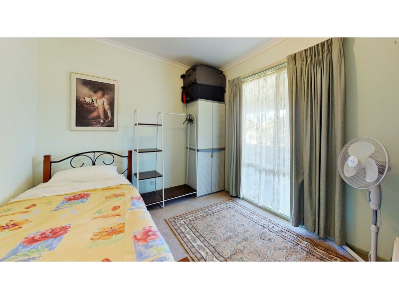 10 Bath Lane, Kangaroo Flat VIC 3555