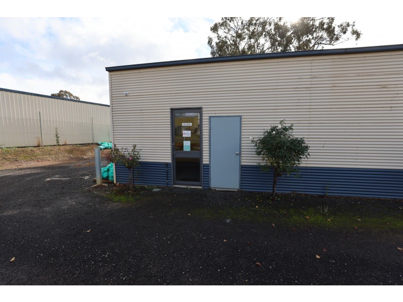 Shed 1/4 Fitt Court, East Bendigo VIC 3550
