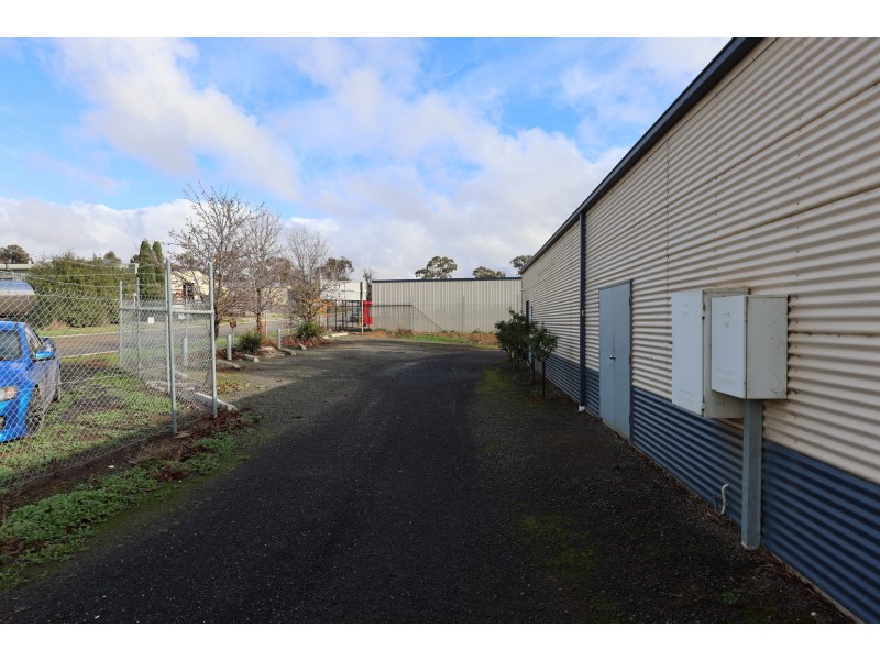 Shed 1/4 Fitt Court, East Bendigo VIC 3550