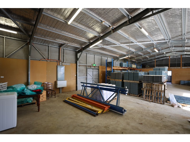 Shed 1/4 Fitt Court, East Bendigo VIC 3550