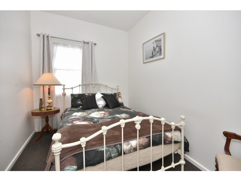 19 Higham Street, Maryborough VIC 3465