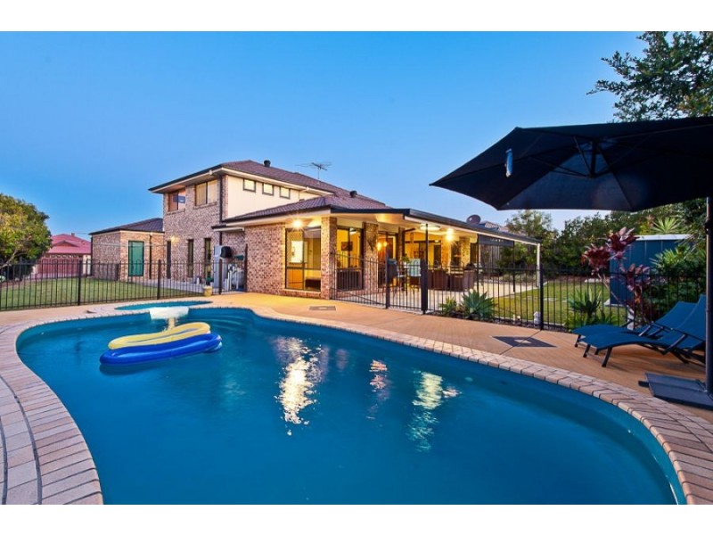 4 Outlook Place, Narangba QLD 4504