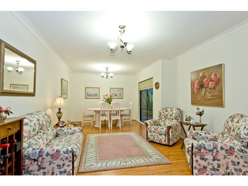 4 Outlook Place, Narangba QLD 4504