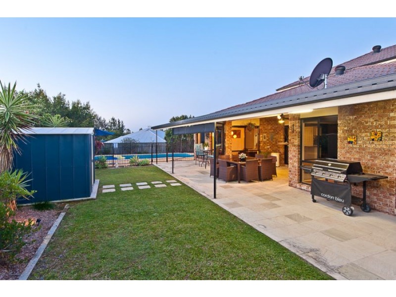 4 Outlook Place, Narangba QLD 4504
