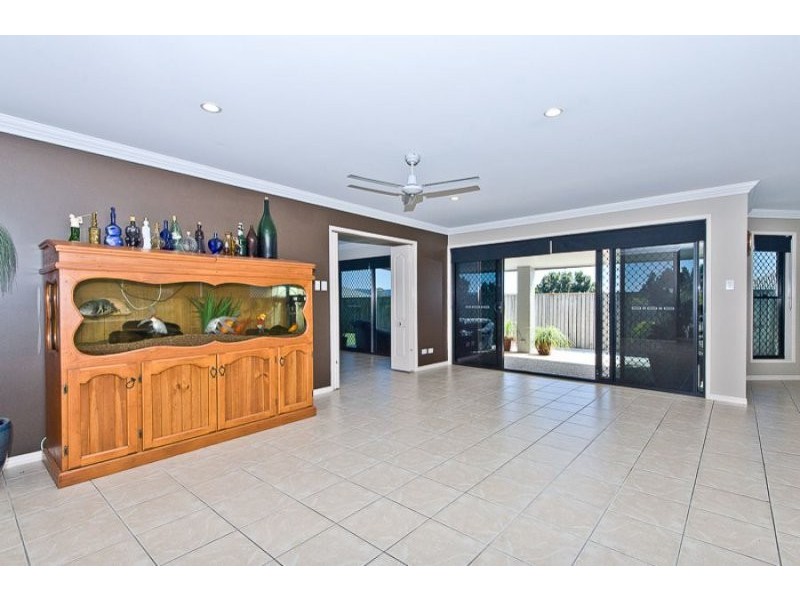 10 Placid Court, Narangba QLD 4504