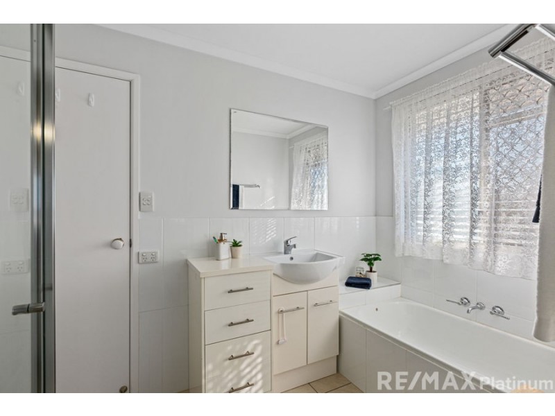 1 Topknot Court, Narangba QLD 4504