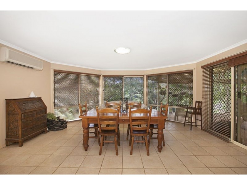 14 Clearview Drive, Glass House Mountains QLD 4518