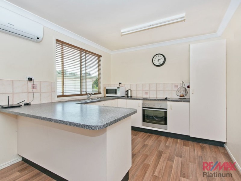 2 Somerset Drive, Deception Bay QLD 4508