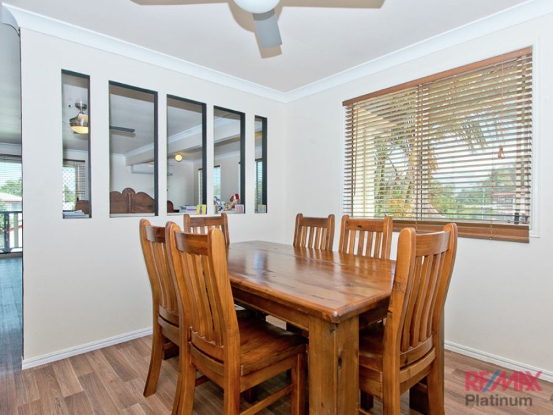 2 Somerset Drive, Deception Bay QLD 4508