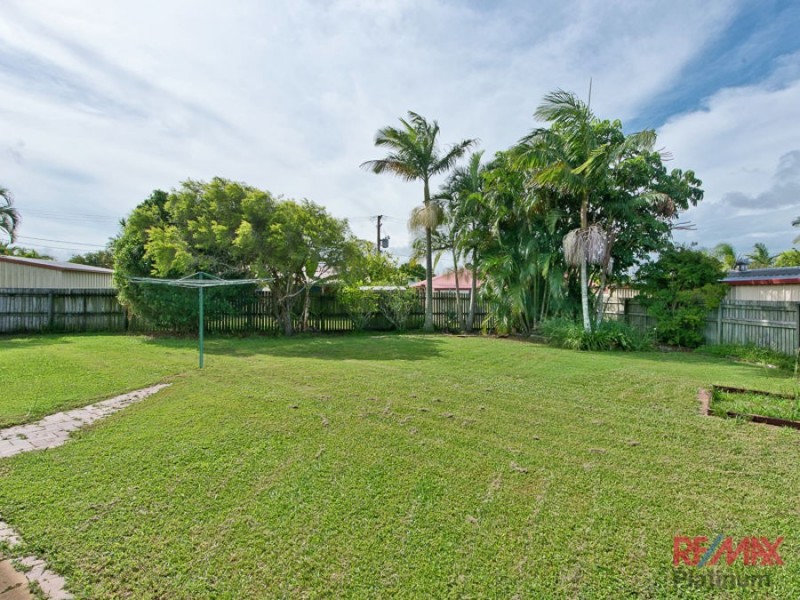 2 Somerset Drive, Deception Bay QLD 4508