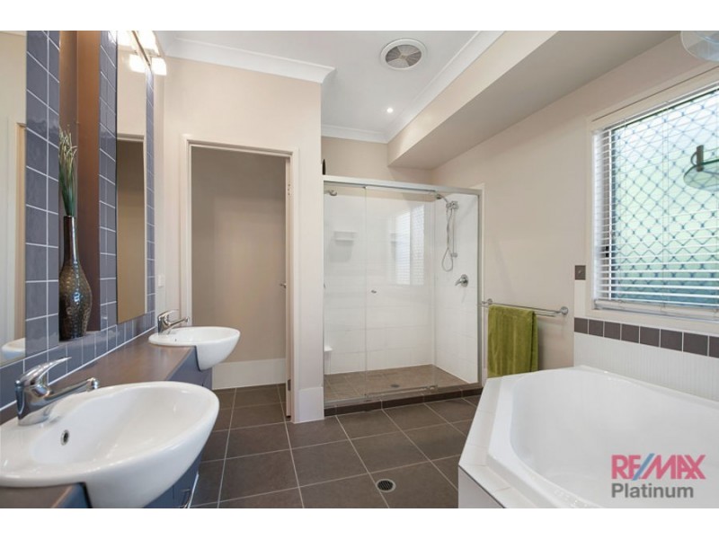 66 River Oak Way, Narangba QLD 4504