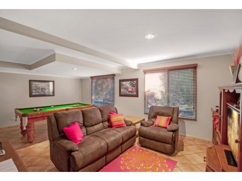 12 Giles Chase, Narangba QLD 4504