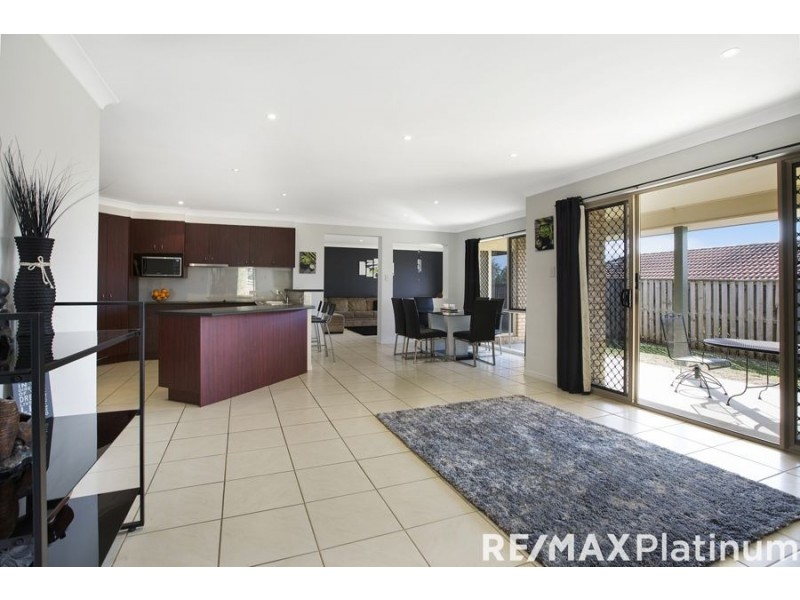 8 Kanuka Close, Narangba QLD 4504