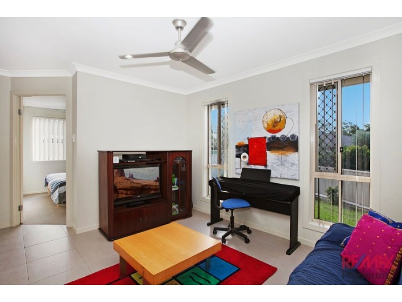 8 Baybreeze Close, Deception Bay QLD 4508