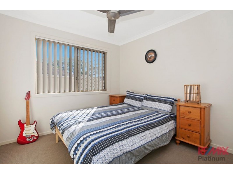 8 Baybreeze Close, Deception Bay QLD 4508