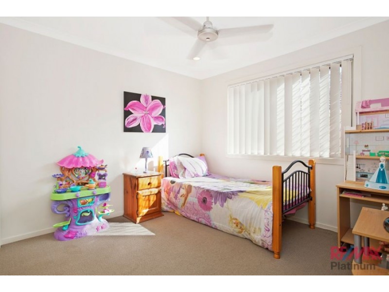 8 Baybreeze Close, Deception Bay QLD 4508