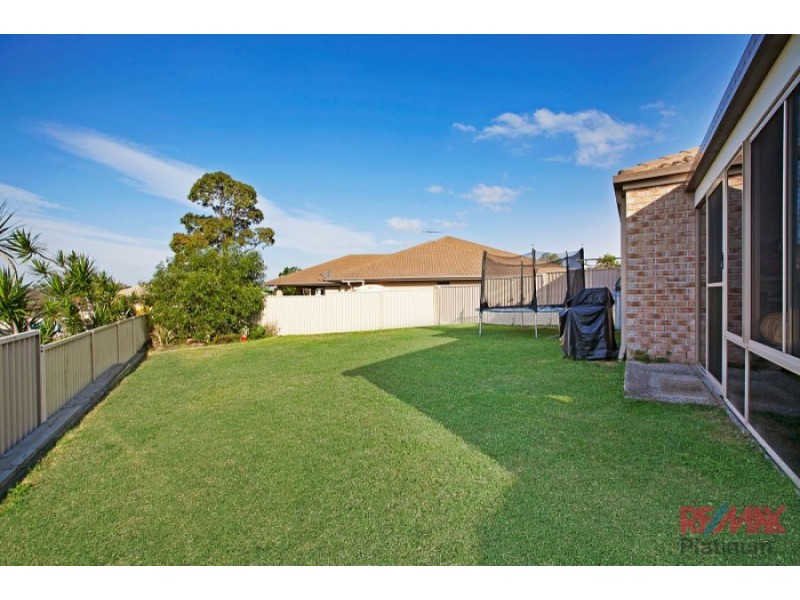 8 Baybreeze Close, Deception Bay QLD 4508