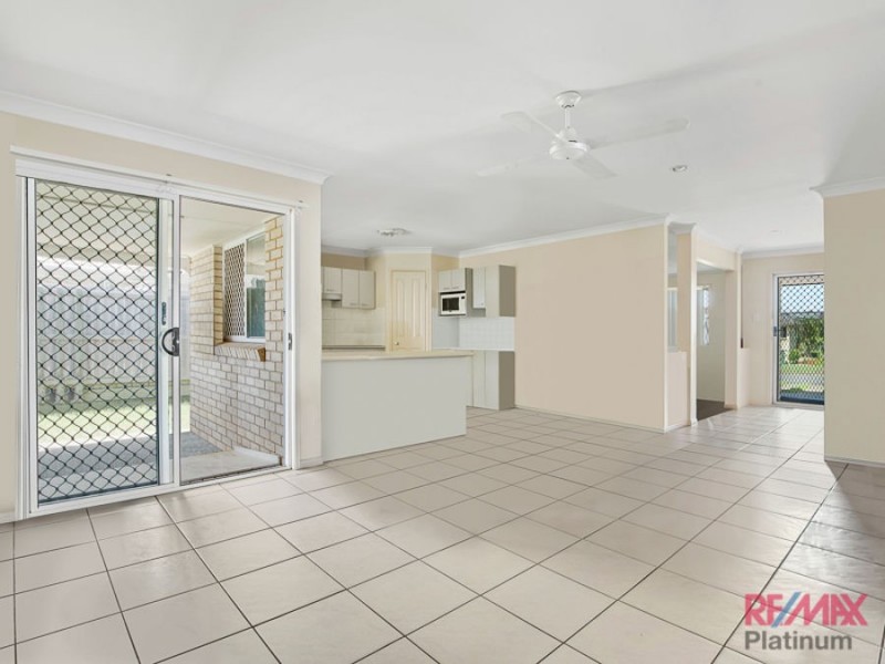 47 Hubner Drive, Rothwell QLD 4022