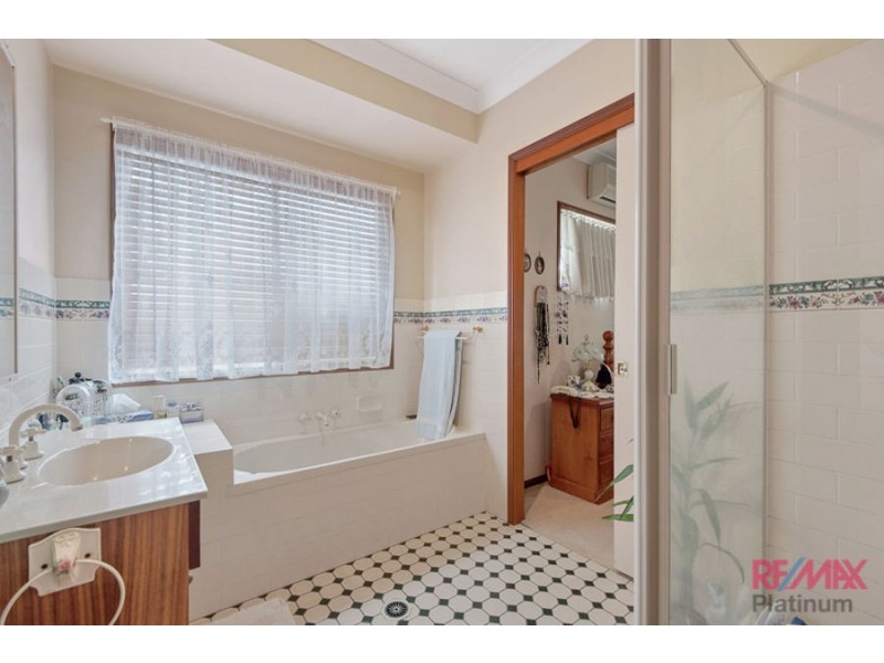 12 Quandong Court, Narangba QLD 4504