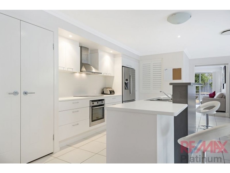 8 Shrike Court, Narangba QLD 4504