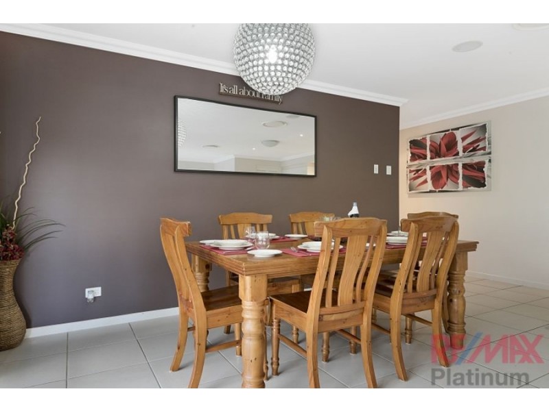 8 Shrike Court, Narangba QLD 4504