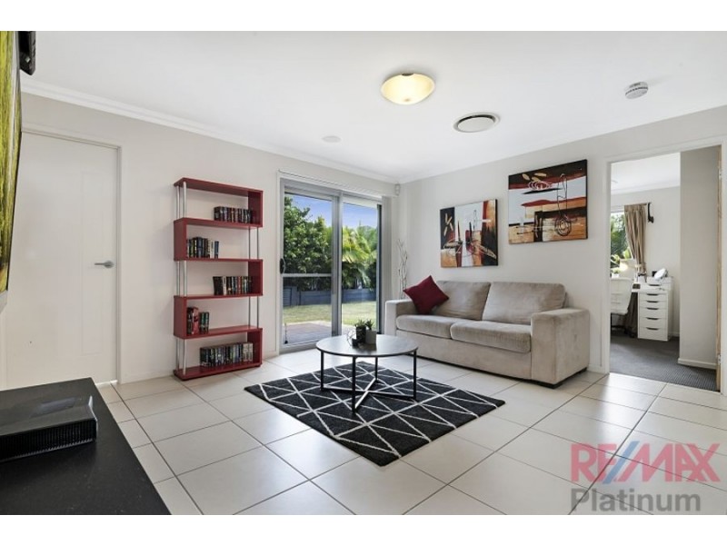 8 Shrike Court, Narangba QLD 4504