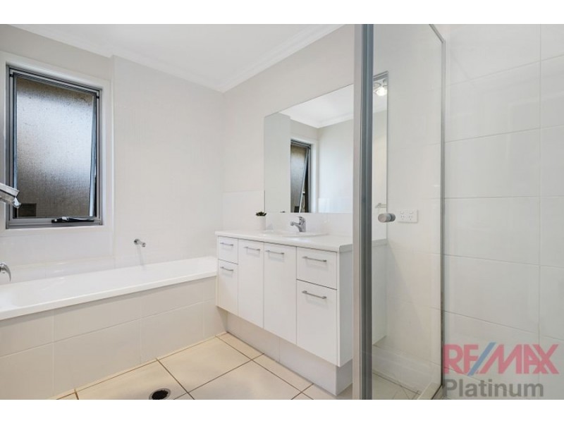 8 Shrike Court, Narangba QLD 4504