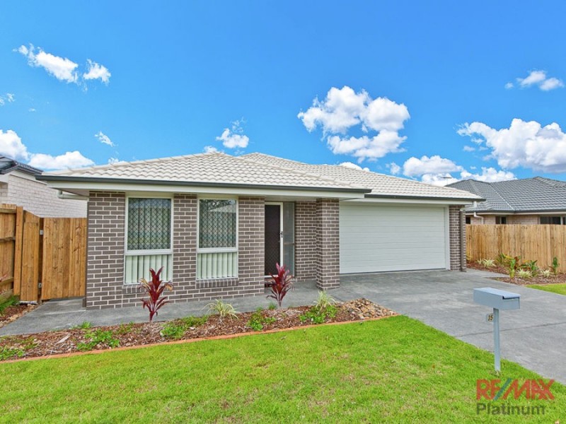 35 Pinegrove Street, Morayfield QLD 4506