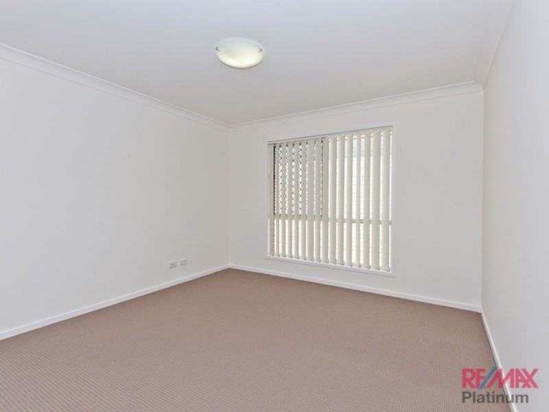 35 Pinegrove Street, Morayfield QLD 4506