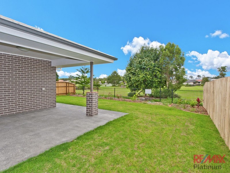 35 Pinegrove Street, Morayfield QLD 4506