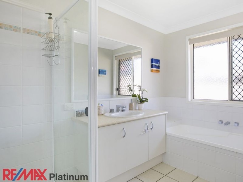 55 Homeworld Drive, Narangba QLD 4504