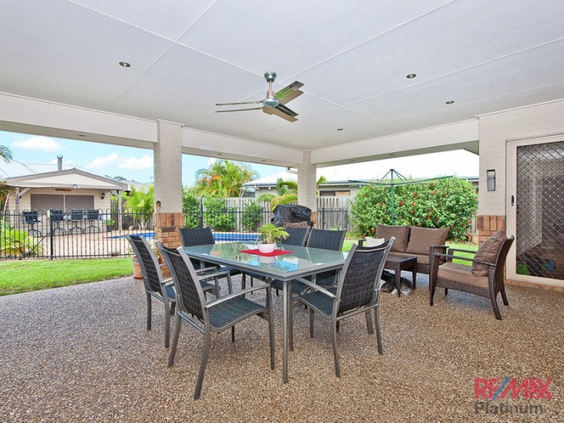3 White Cedar Place, Narangba QLD 4504
