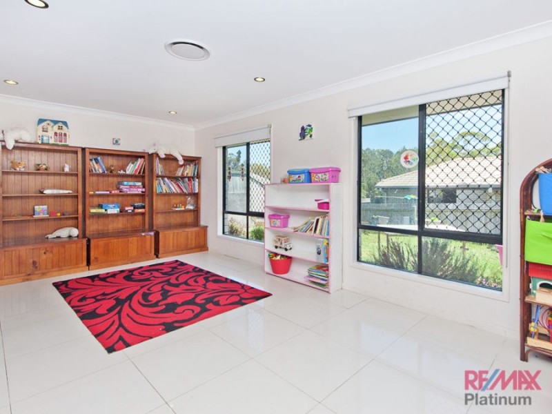 75 Tibrogargan Drive, Narangba QLD 4504