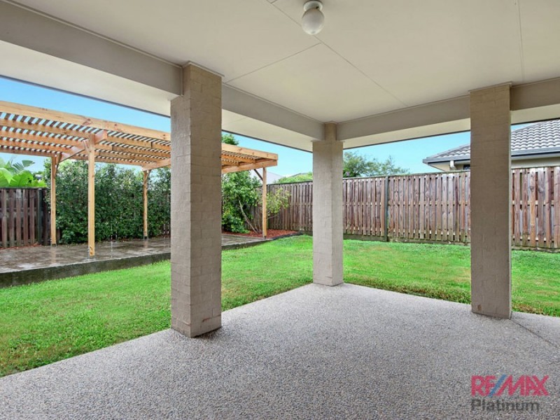 102 Creekside Drive, Narangba QLD 4504