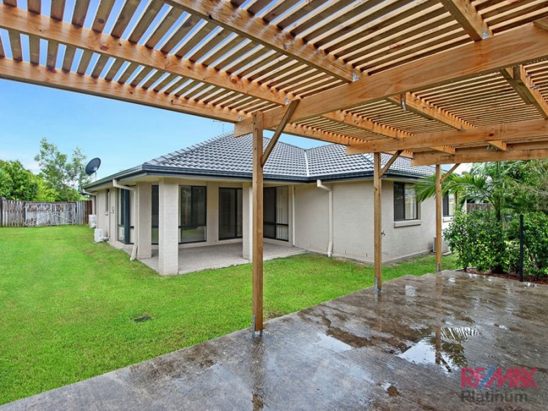 102 Creekside Drive, Narangba QLD 4504