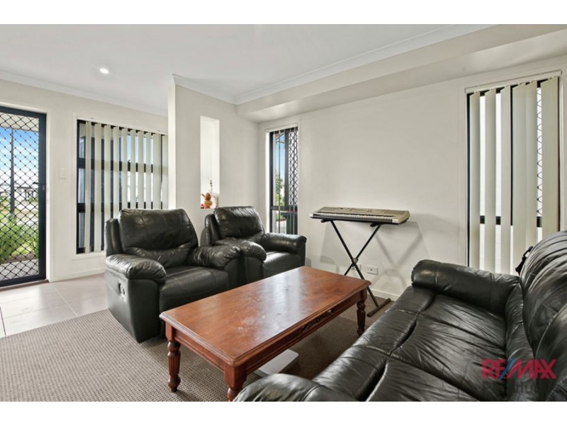 39 Centenary Court, Warner QLD 4500