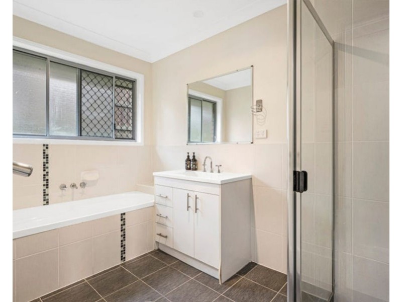 5 Britannia Court, Narangba QLD 4504