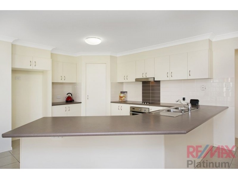 45 Lookout Place, Narangba QLD 4504