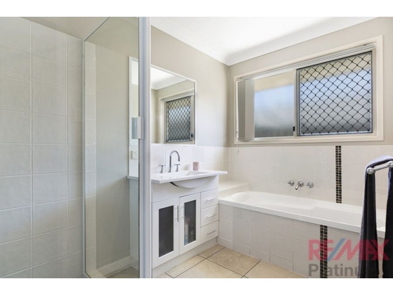 22 Yellow Robin Court, Narangba QLD 4504