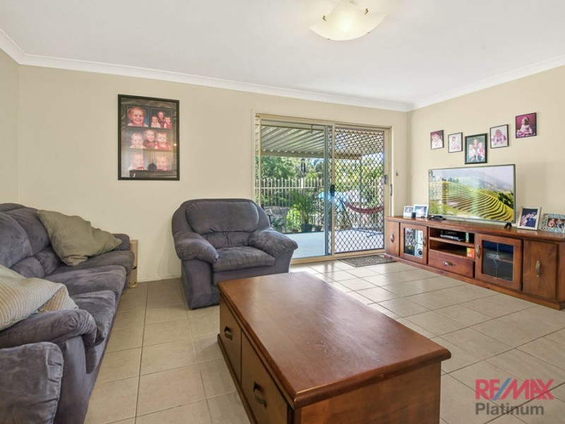 7 Dom Court, Narangba QLD 4504