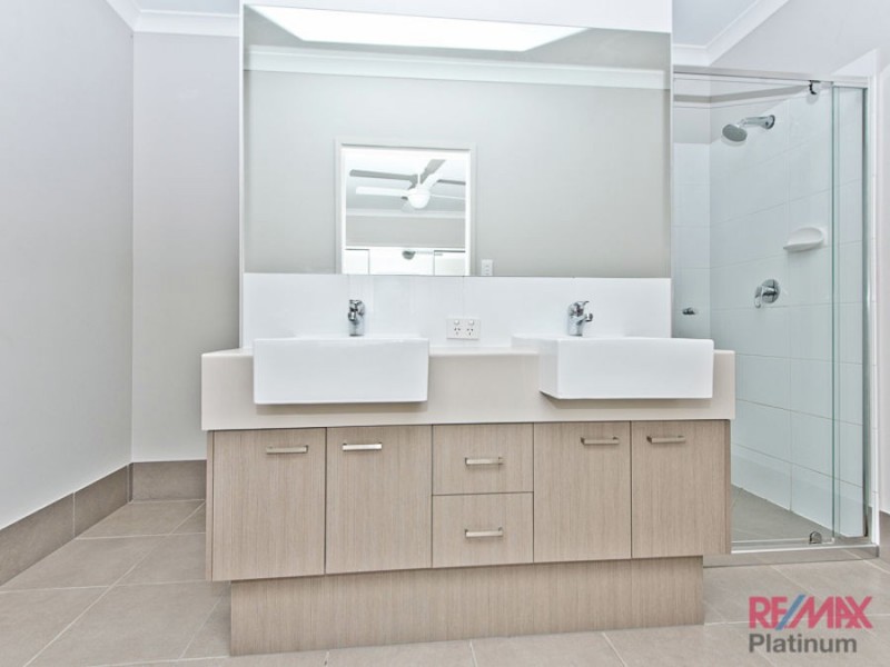 38 Retreat Crescent, Narangba QLD 4504