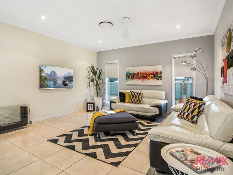 11 White Cedar Place, Narangba QLD 4504